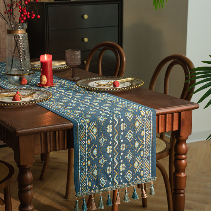 Decorative Geometric Pattern Table Runner