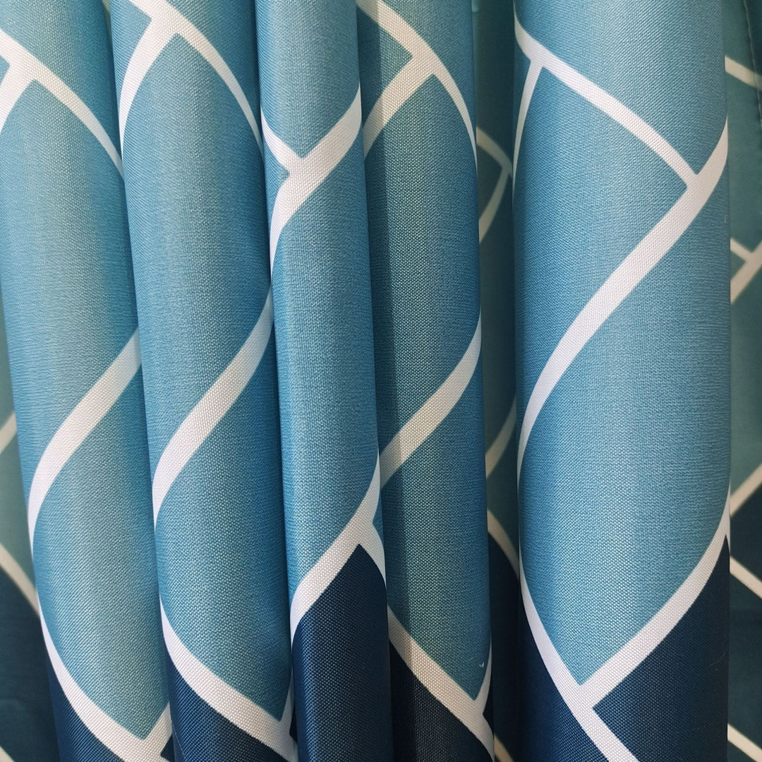 Geo-Patterned Shower Curtain Bowlift
