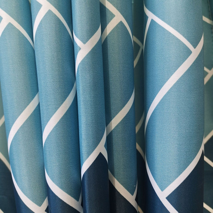 Geo-Patterned Shower Curtain Bowlift