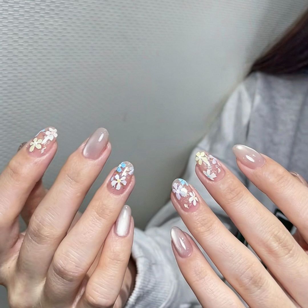 Whimsical Bunny-Themed Press-On Nail Art Set Bowlift