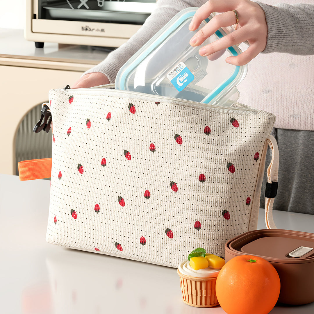 Insulated Lunch Carrier Bag with Fun Strawberry Design Bowlift