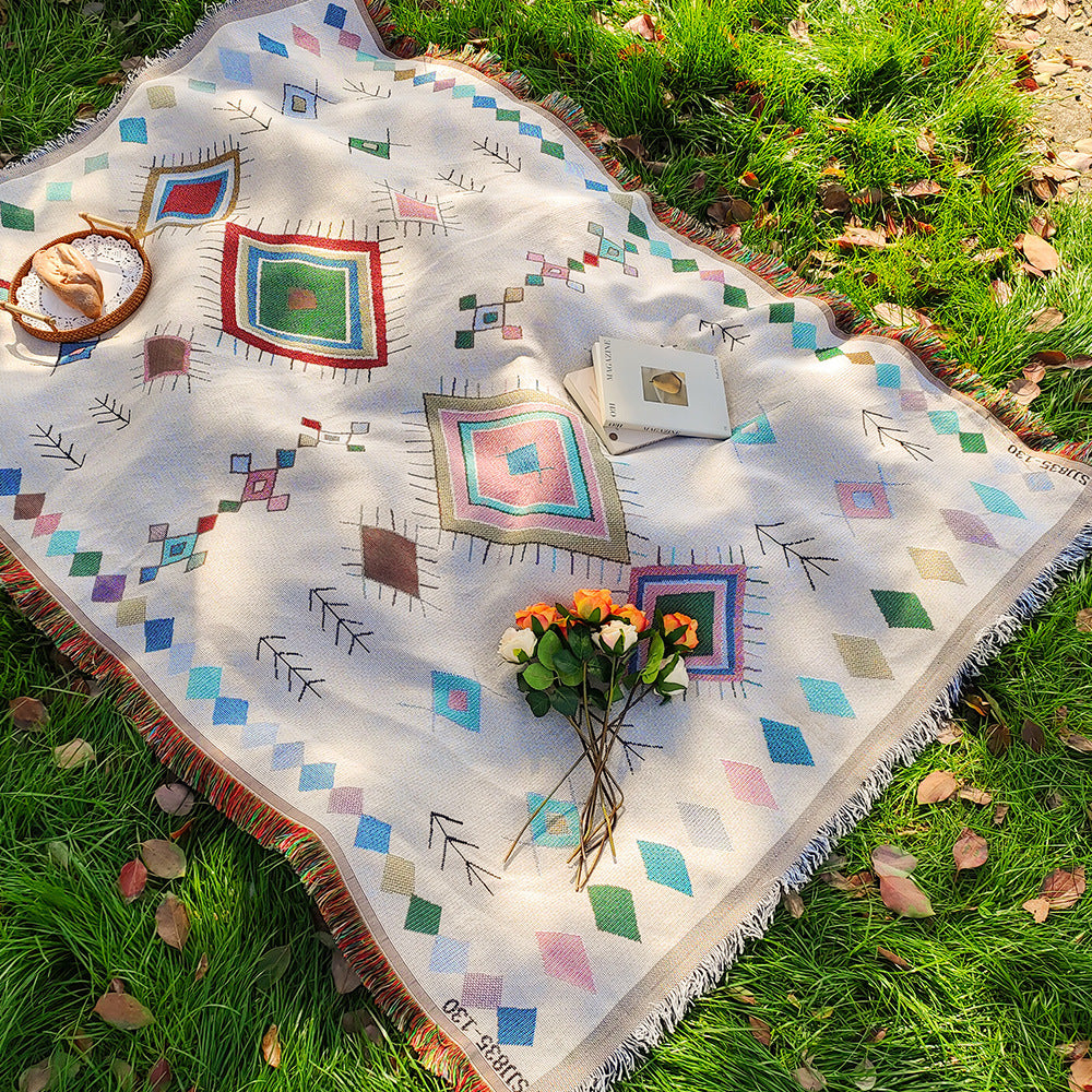 Artistic Geometric Throw Blanket