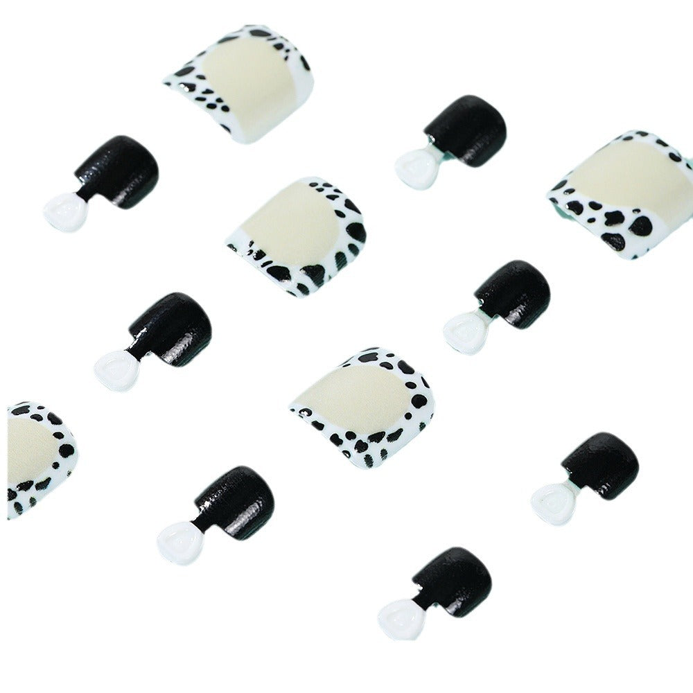 Stylish animal print artificial nails Bowlift