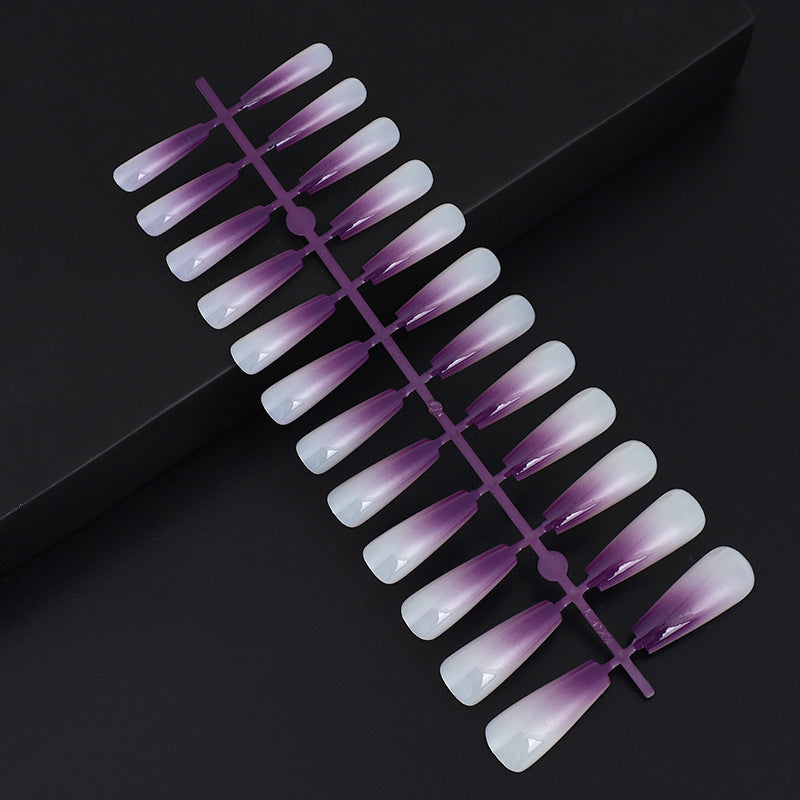 Artificial nails in elegant ombre design Bowlift