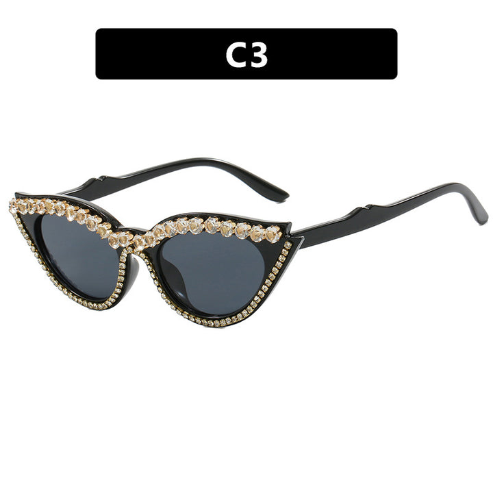 Women's Cat-Eye Sunglasses with Sparkling Rhinestones Bowlift