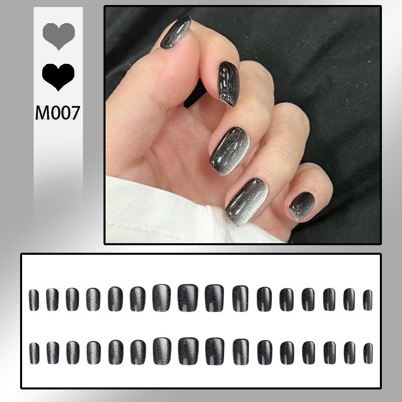 Artifical nail set with glamorous ombre effect and glitter embellishments Bowlift