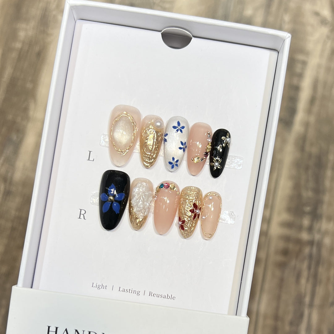 Elegant Floral Press-On Nail Set Bowlift