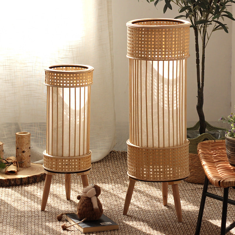 Stylish floor lamp in modern design Bowlift