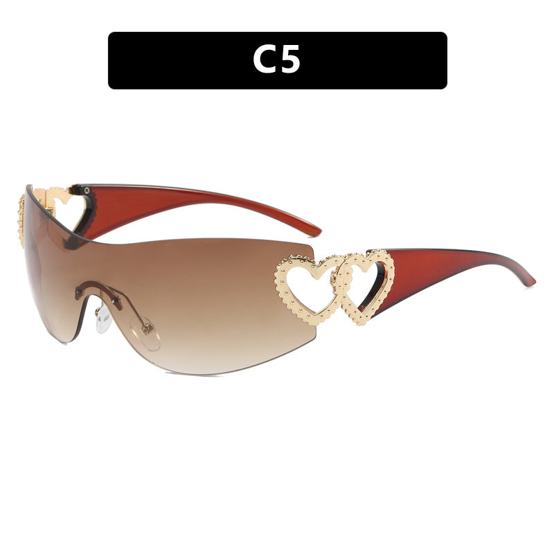 Ladies Fashion Sunglasses with Heart Applications Bowlift