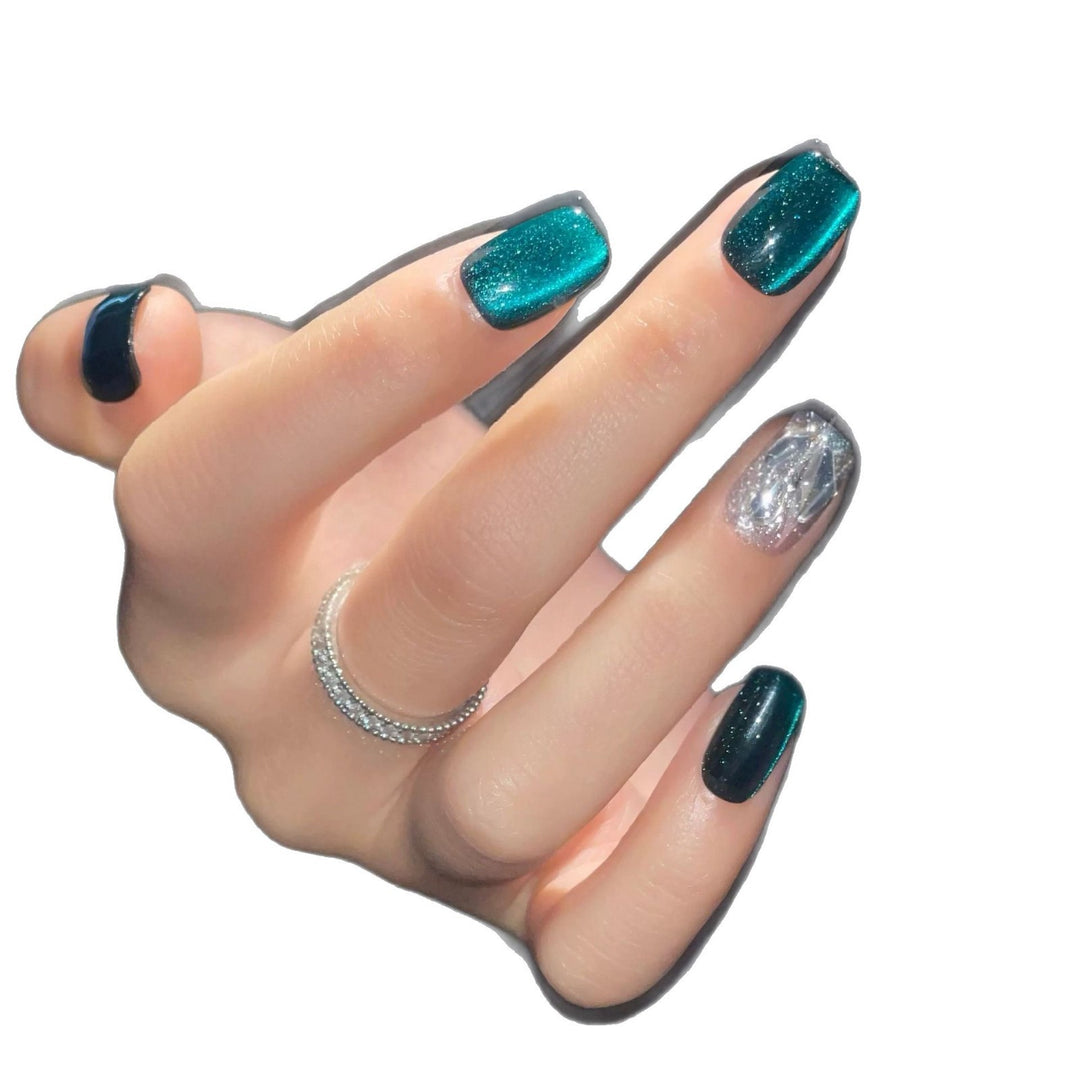 Sparkling Acrylic Press-On Nail Set Bowlift