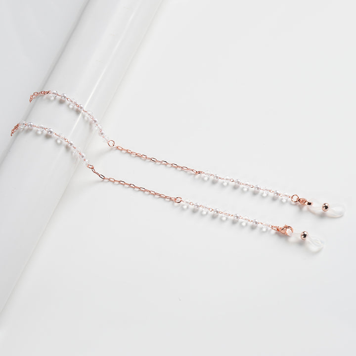 Elegant Pearl-Accented Eyewear Chain Bowlift