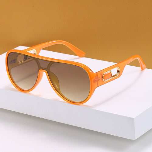 Ladies Elegant Oversize Sunglasses with Designer Details Bowlift