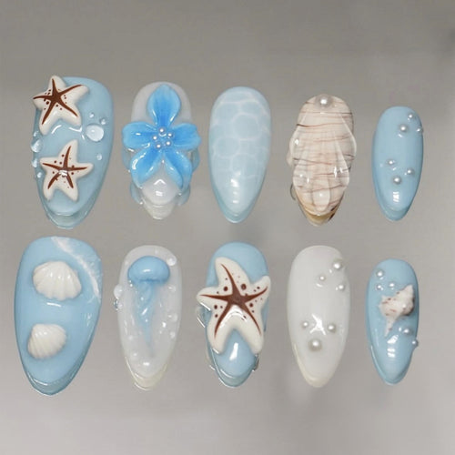 Artistic nail set with maritime design Bowlift