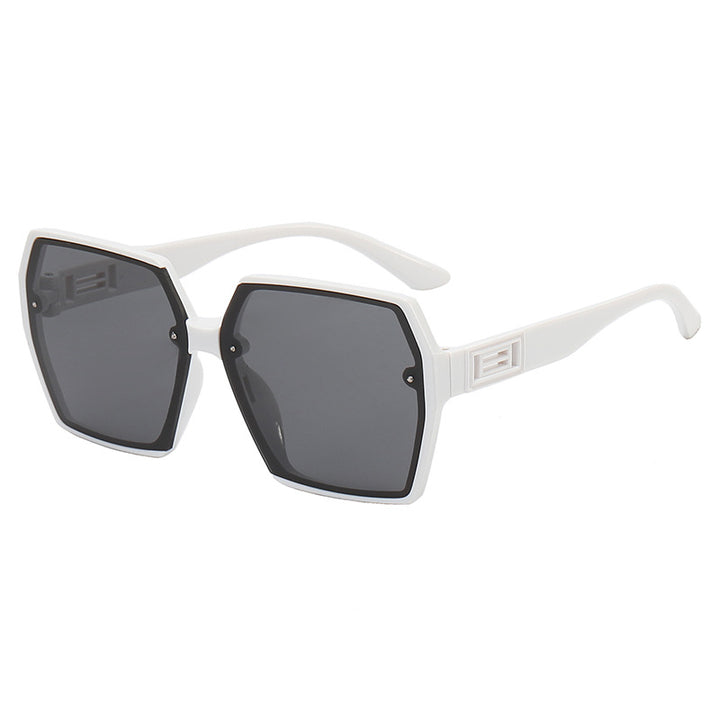 Women's Geometric Oversized Sunglasses with Modern Frame Bowlift