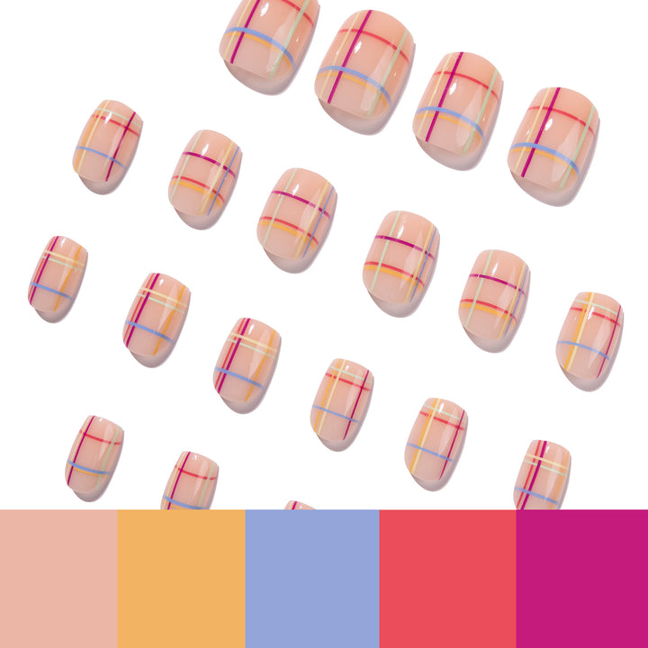 Artistic Nail Art with Modern Check Pattern Bowlift