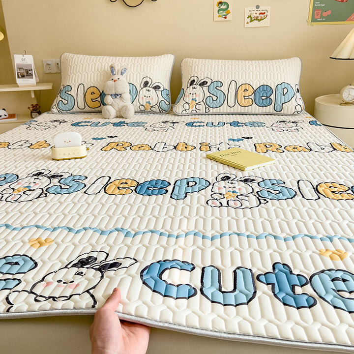 Playful Rabbit-Themed Quilted Bedspread Set
