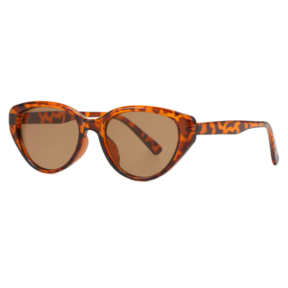 Women Cat-Eye Sunglasses with trendy leopard pattern Bowlift