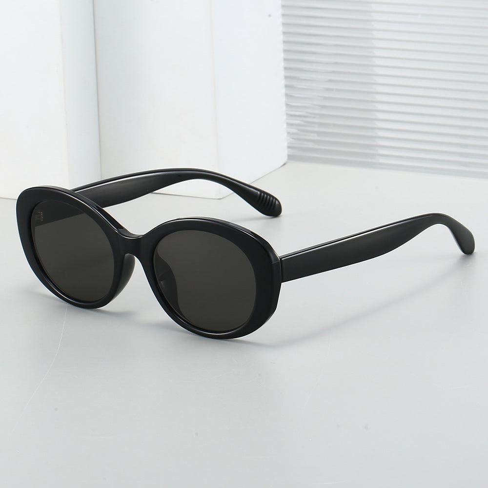 Ladies fashionable sunglasses with stylish tortoiseshell pattern Bowlift