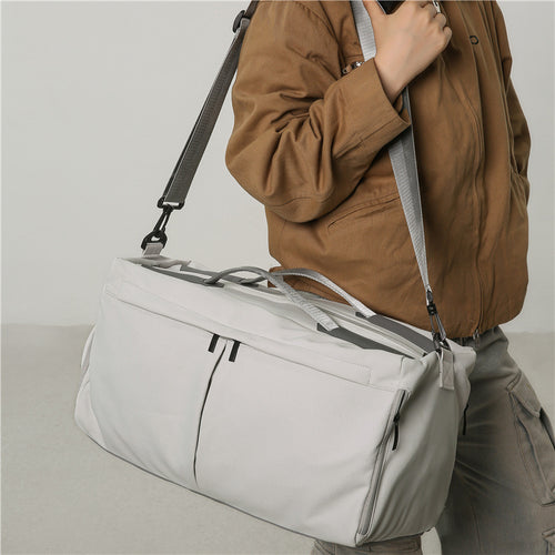 Spacious Multi-Pocket Sports Duffel Bag Bowlift