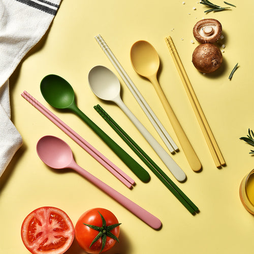 More Elegant and Ergonomic Spoon Made of High-Quality Plastic Bowlift