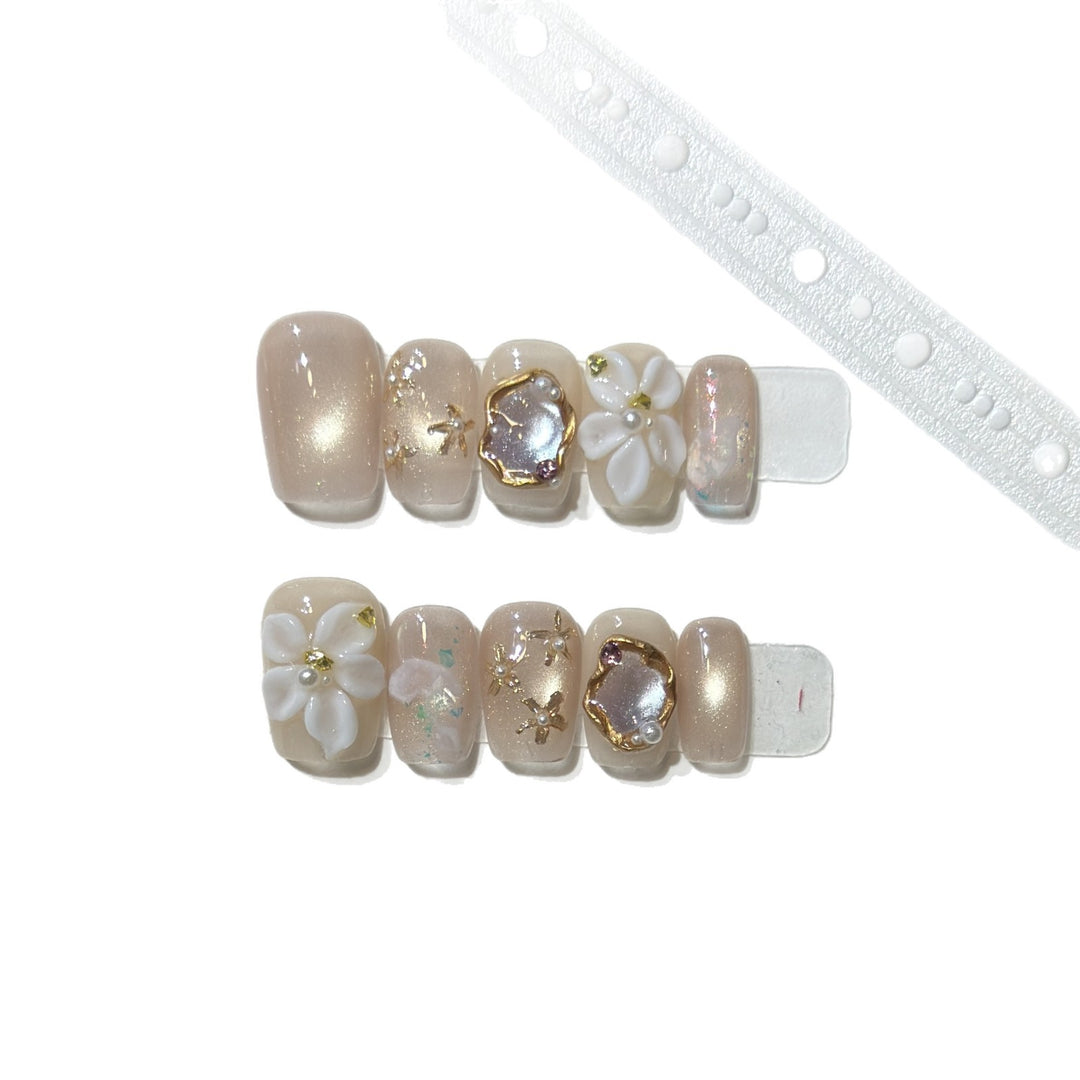 Elegant Floral Press-On Nail Art Set Bowlift