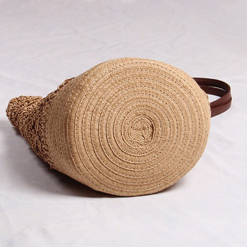 Handmade straw bag with leather accents Bowlift