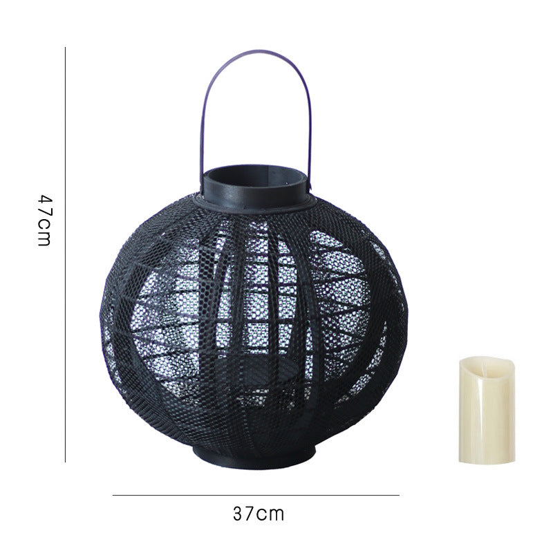 Decorative metal lantern with handle Bowlift