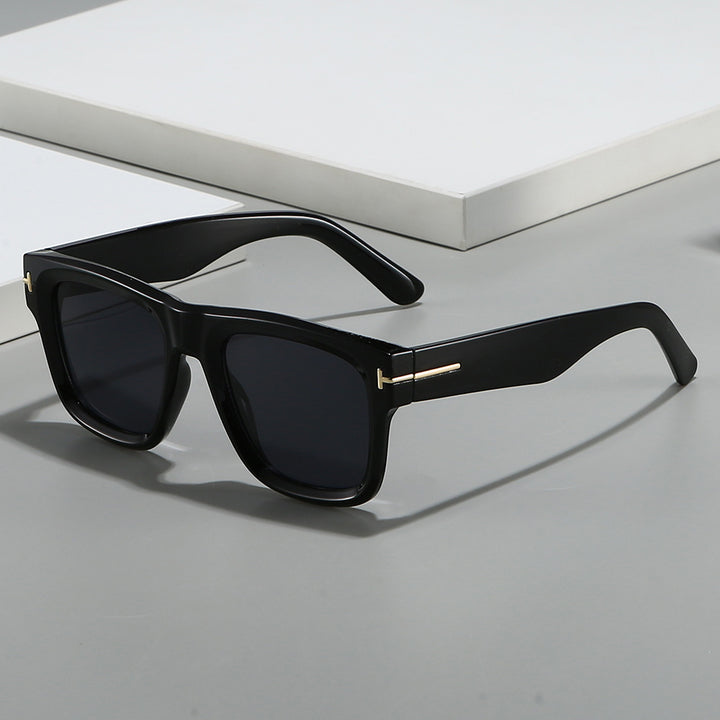 Stylish Retro Sunglasses Bowlift