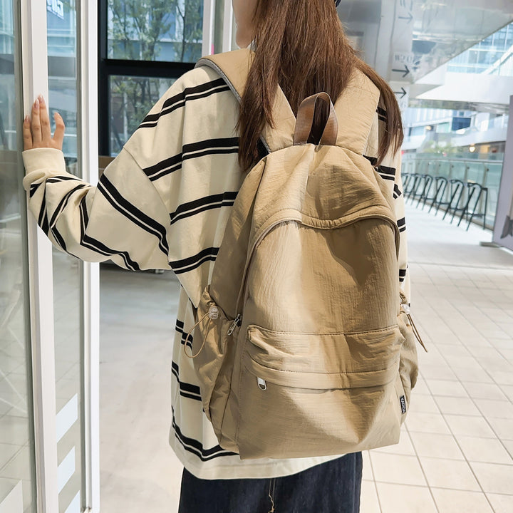 Sporty backpack with practical side pockets Bowlift