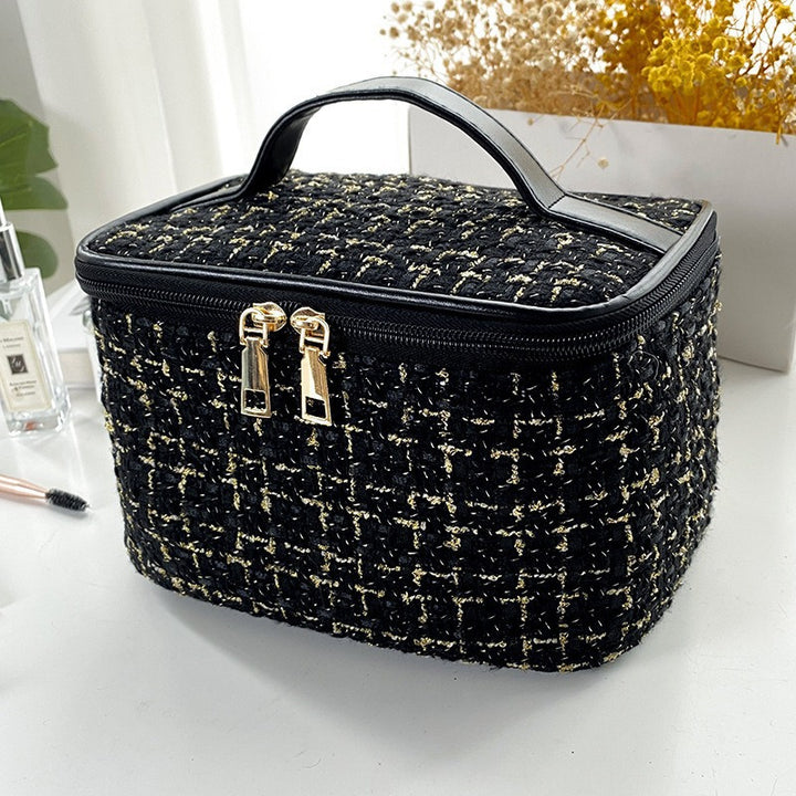 Stylish and Practical Cosmetic Storage Bag Bowlift