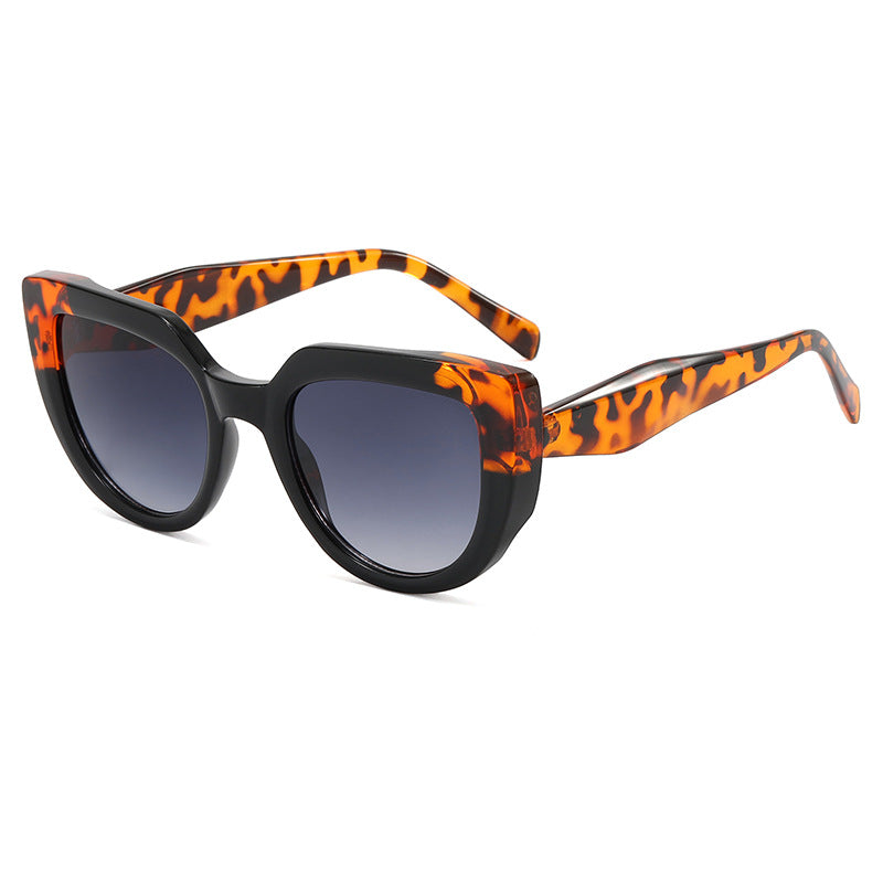 Women's fashionable oversized sunglasses with unique design Bowlift