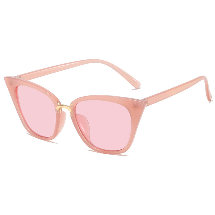 Ladies fashionable sunglasses with striking design Bowlift