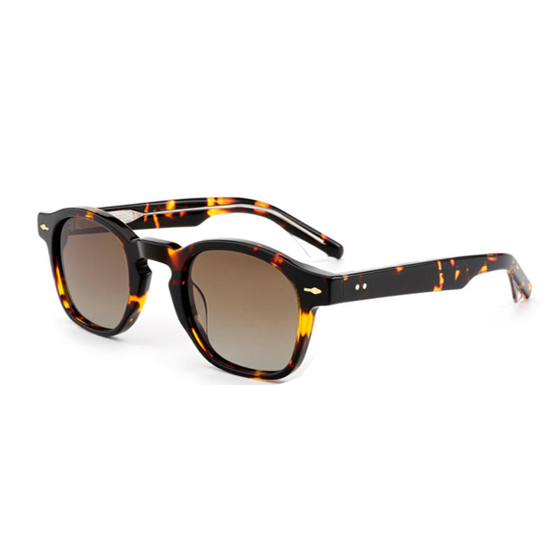 Women's sunglasses in stylish turtle design Bowlift