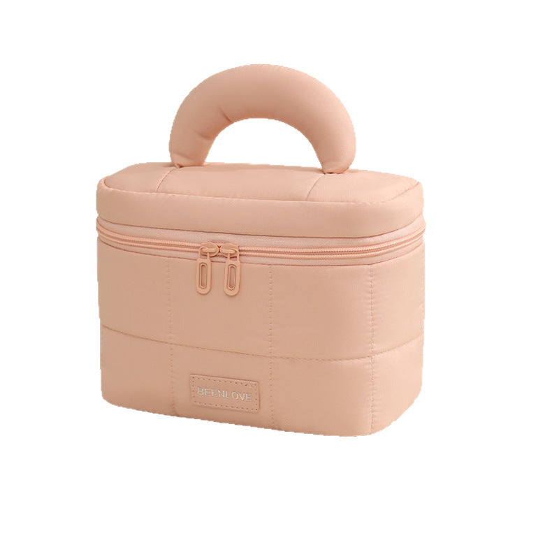 Stylish Structured Makeup Case Bowlift