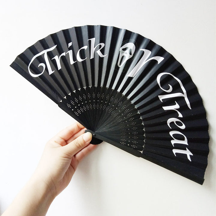 Women decorative fan with Halloween motifs Bowlift