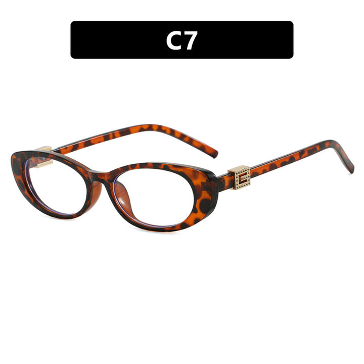 Women elegant Cat-Eye sunglasses with fine accents Bowlift