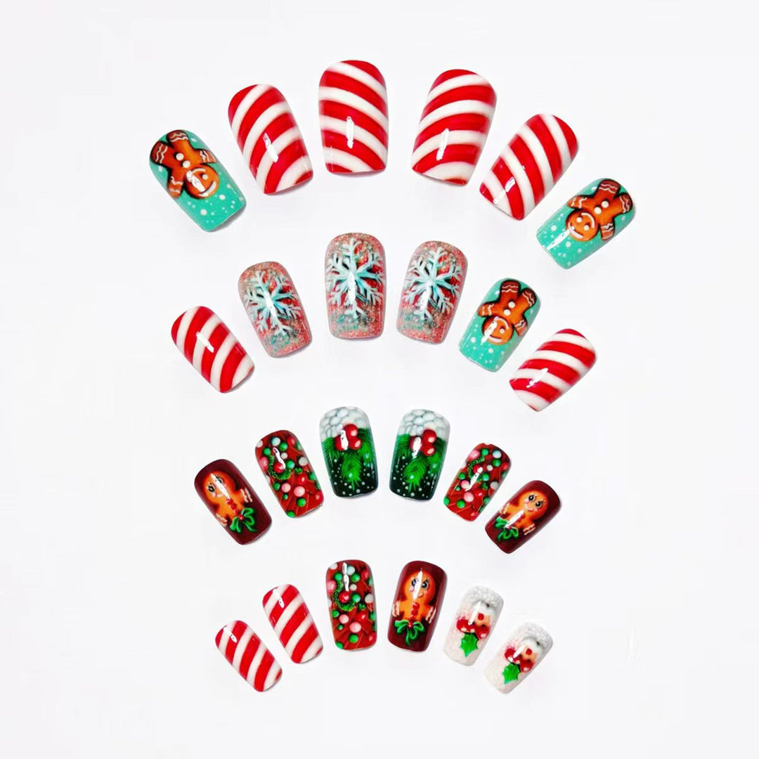 Artificial nails in gingerbread house design Bowlift