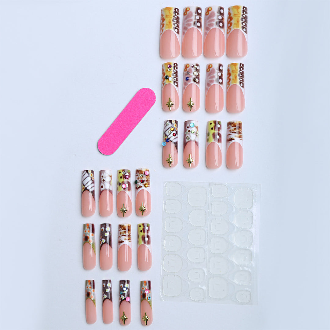 Stylish artificial nails with sparkling accents Bowlift