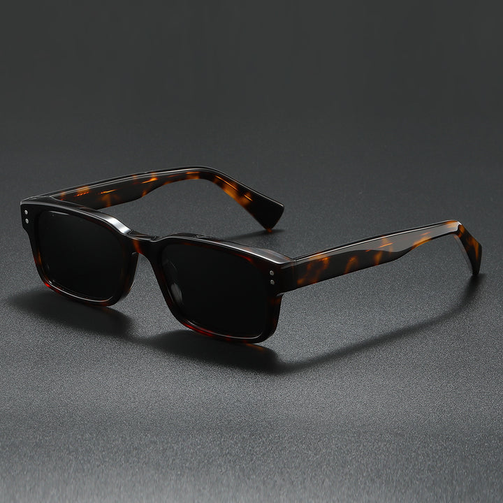 Women's sunglasses in modern, minimalist design Bowlift