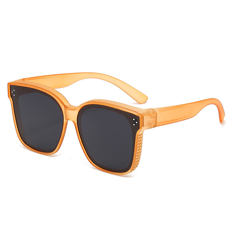 Modern Square Frame Sunglasses