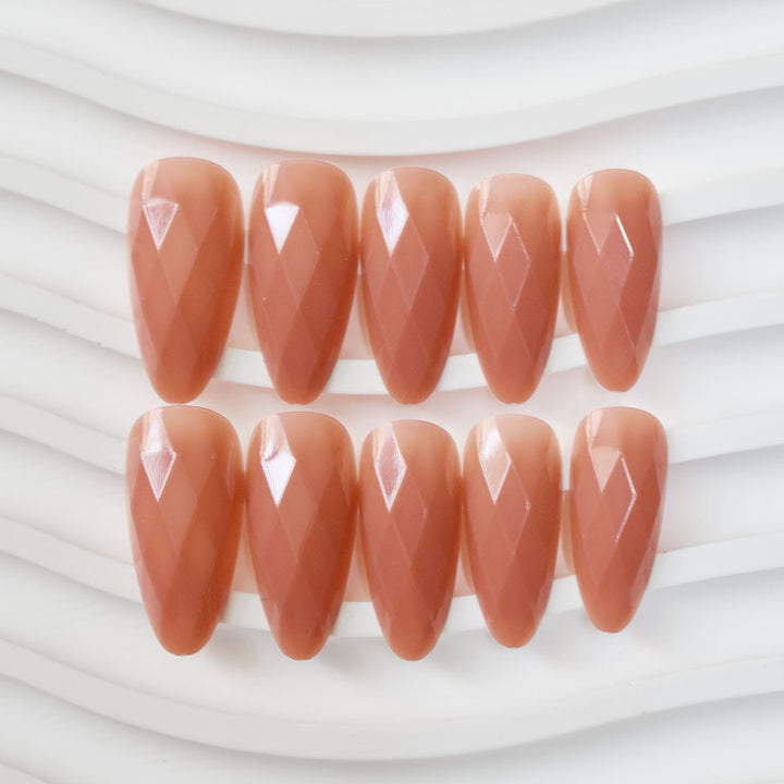 Premium Glossy Diamond-Shaped Press-On Nails Bowlift