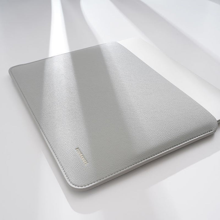 Minimalist Padded Vegan Leather Laptop Sleeve with Microfiber Lining Bowlift