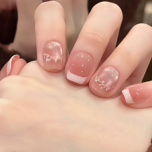 Floral Accent Press-On Nail Set Bowlift