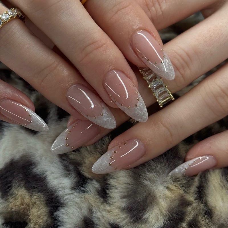 Elegant Stiletto Press-On Nails with Gold Accents Bowlift