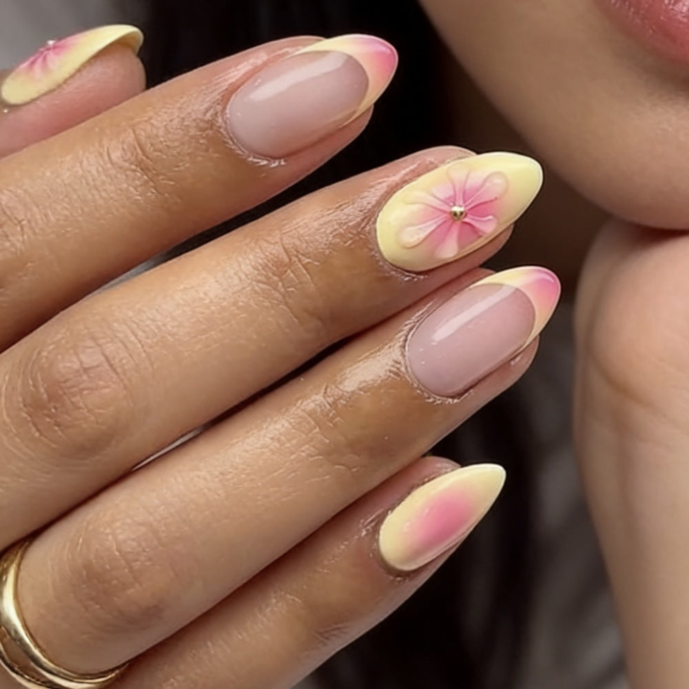 Artificial nails with flower decoration Bowlift