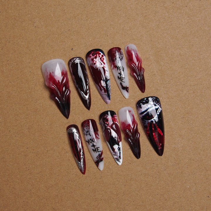 Exclusive artificial nails with floral design Bowlift