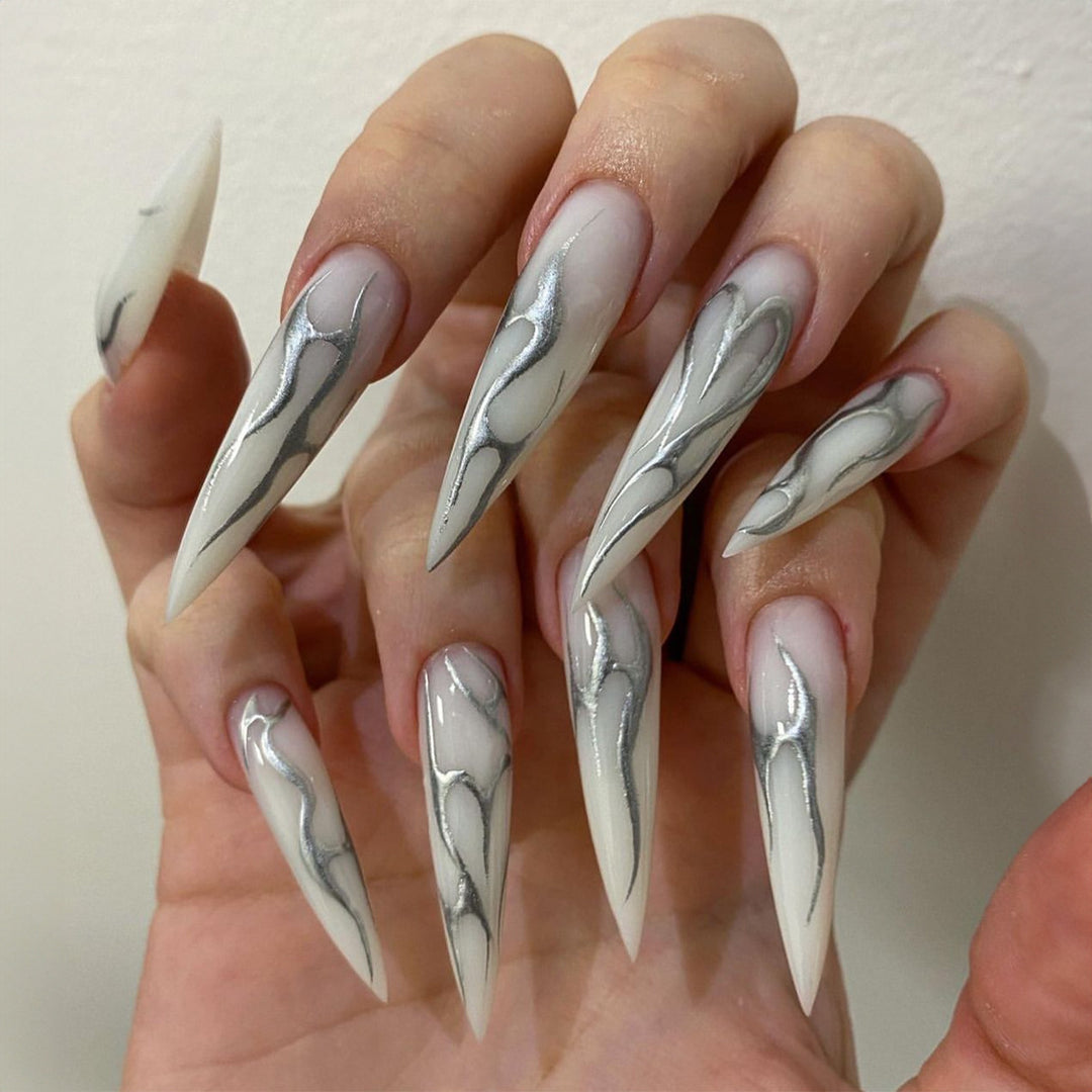 Creative nail set with pointed artificial nails and accessories Bowlift