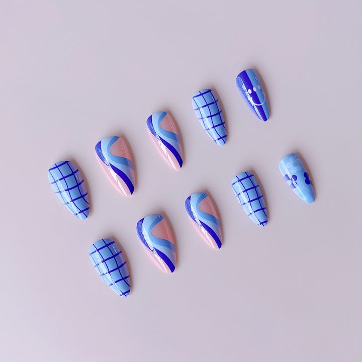Artificial nail set with colorful flower pattern and creative accents Bowlift