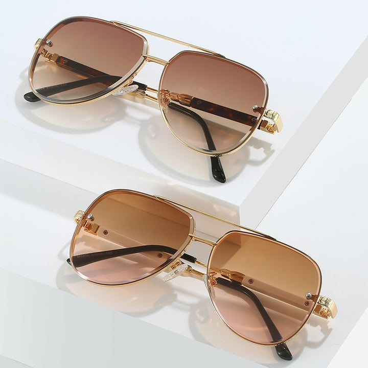 Fashion-Forward Oversized Aviator Sunglasses Bowlift