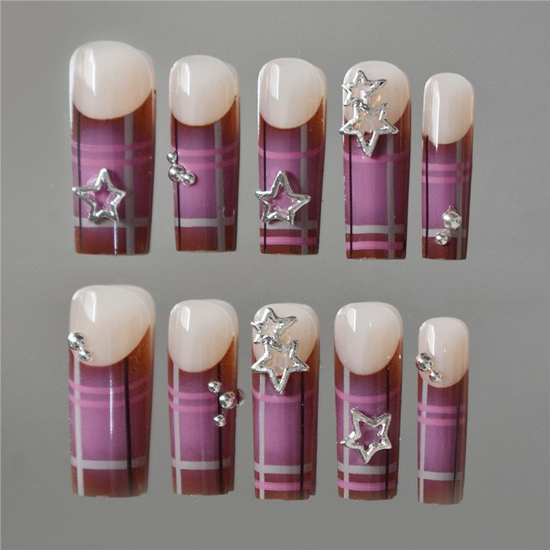 Glamorous Star-Embellished Nail Extensions Bowlift